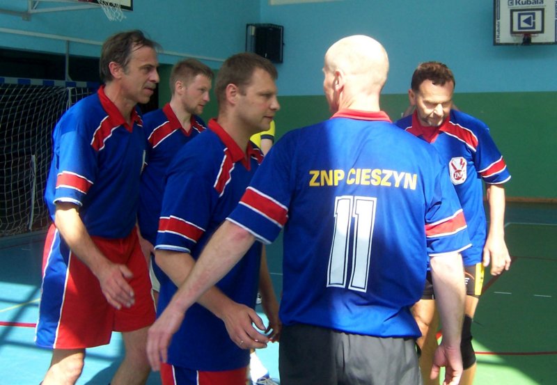druzynacieszyna2.jpg